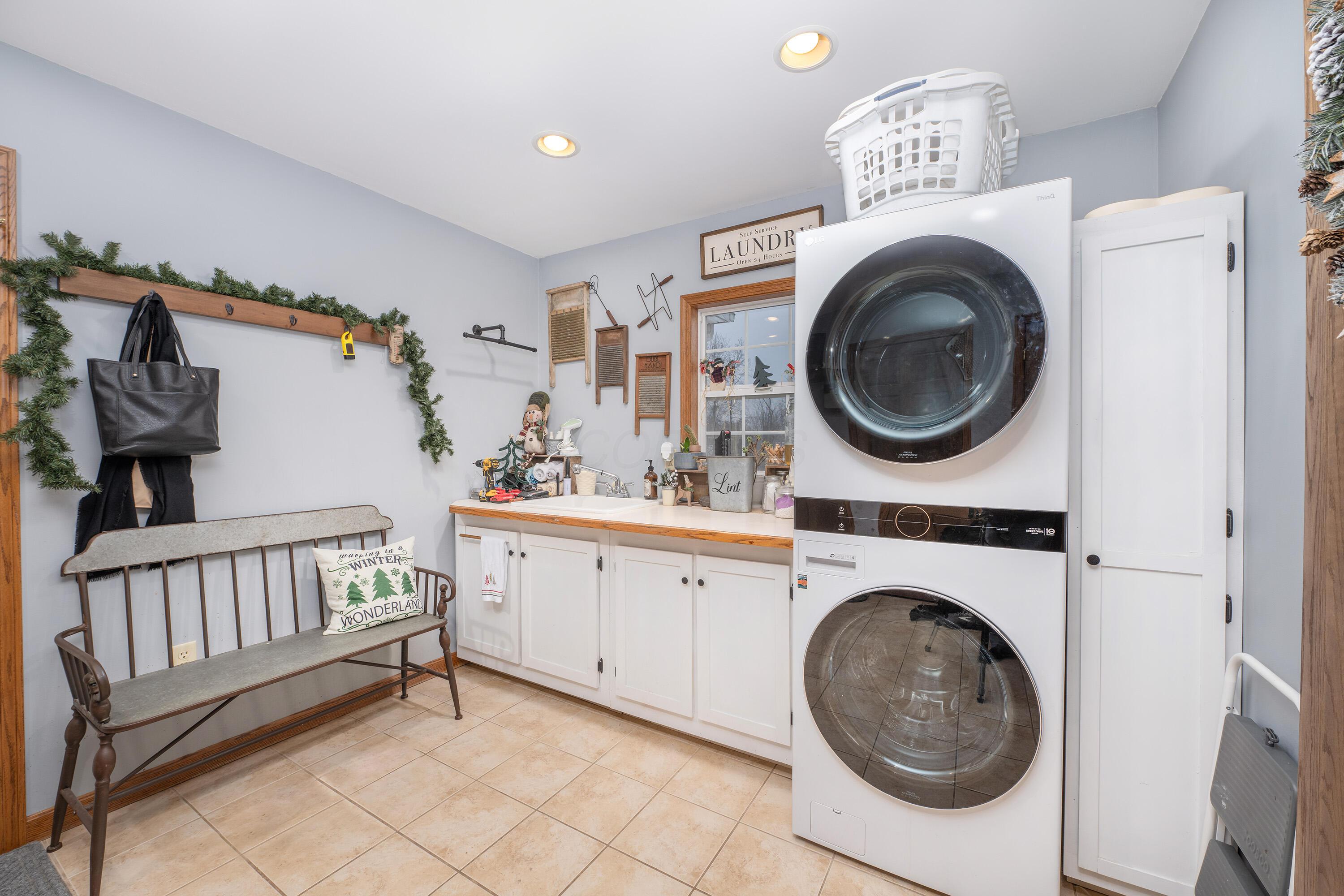 8359 New Delaware Road Mount Vernon, OH 43050 - Photo 4 of 25 8359ND_18