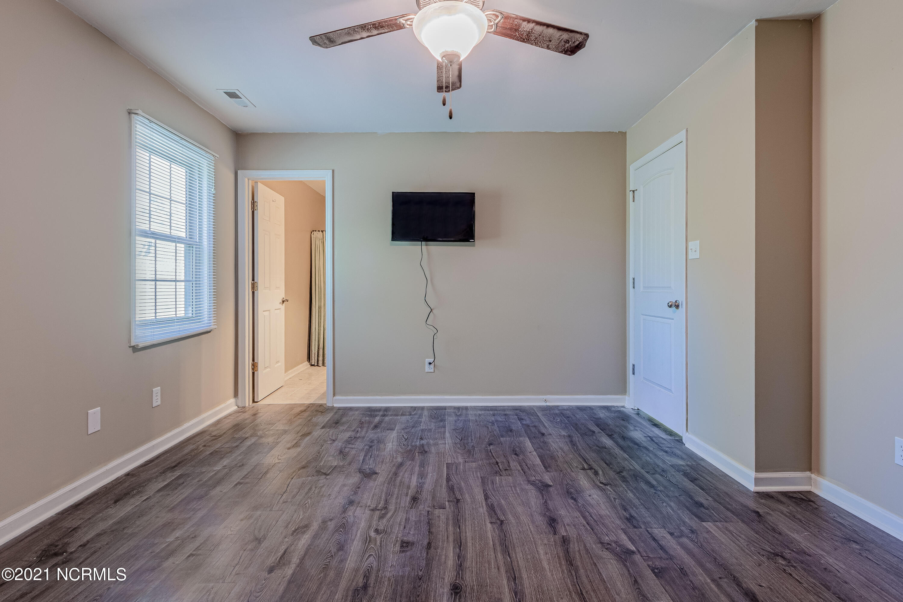 307 Crown Point Road Hubert, NC 28539 - Photo 24 of 41 RPowell_CrownPoint (24 of 40)