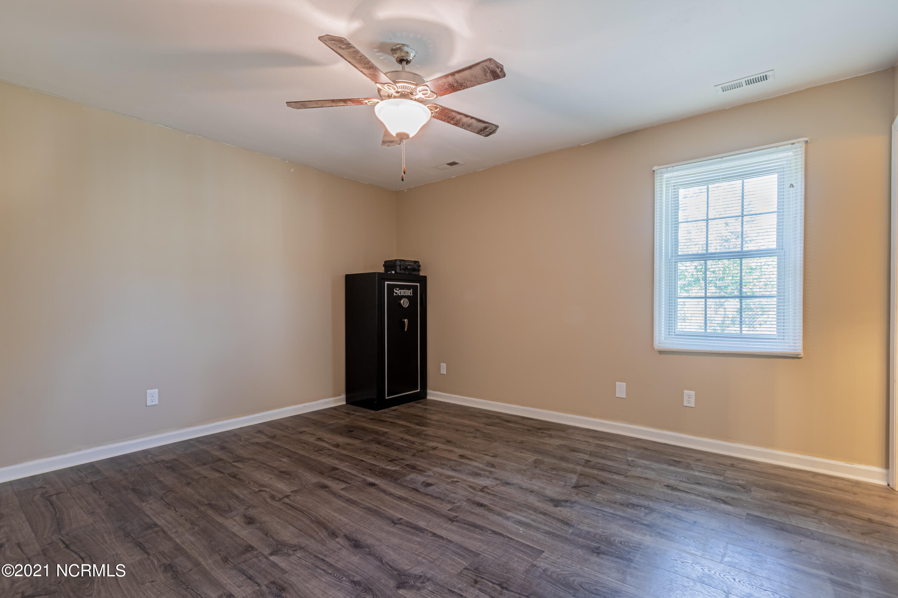 307 Crown Point Road Hubert, NC 28539 - Photo 26 of 41 RPowell_CrownPoint (26 of 40)