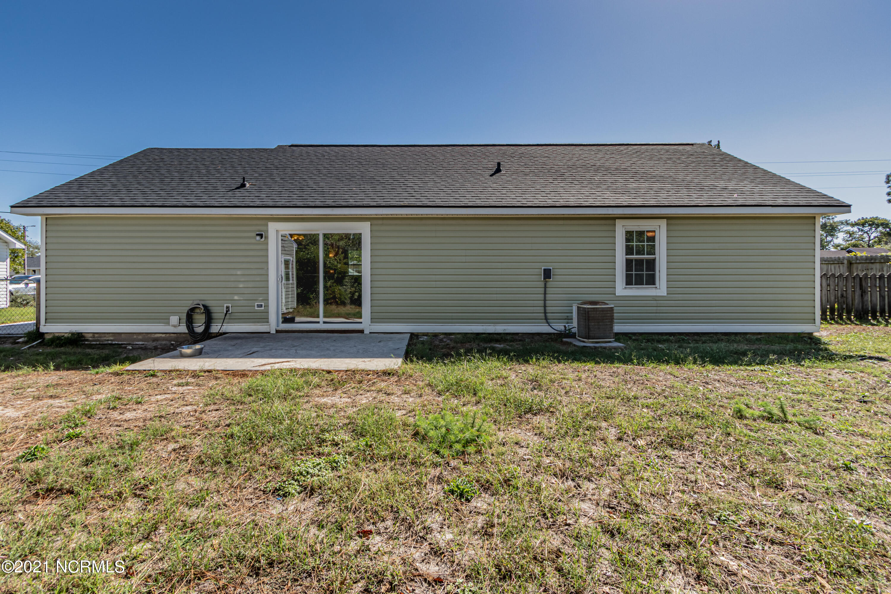307 Crown Point Road Hubert, NC 28539 - Photo 37 of 41 RPowell_CrownPoint (37 of 40)