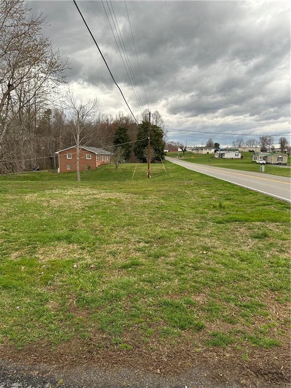 540 Prison Camp Road Dobson, NC 27017 - Photo 4 of 46 Gallery Image 4