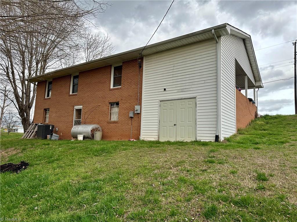 540 Prison Camp Road Dobson, NC 27017 - Photo 6 of 46 Gallery Image 6