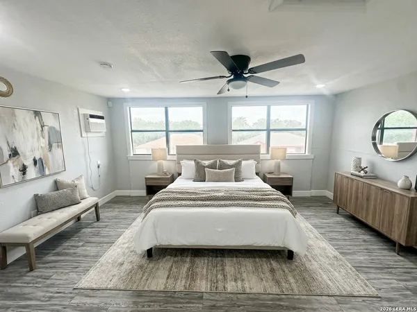 $1,195 | 7550 Oak Chase, Unit 3, San Antonio, TX 78239