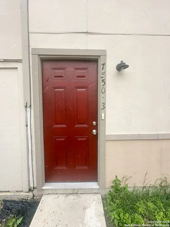 $1,195 | 7550 Oak Chase, Unit 3, San Antonio, TX 78239