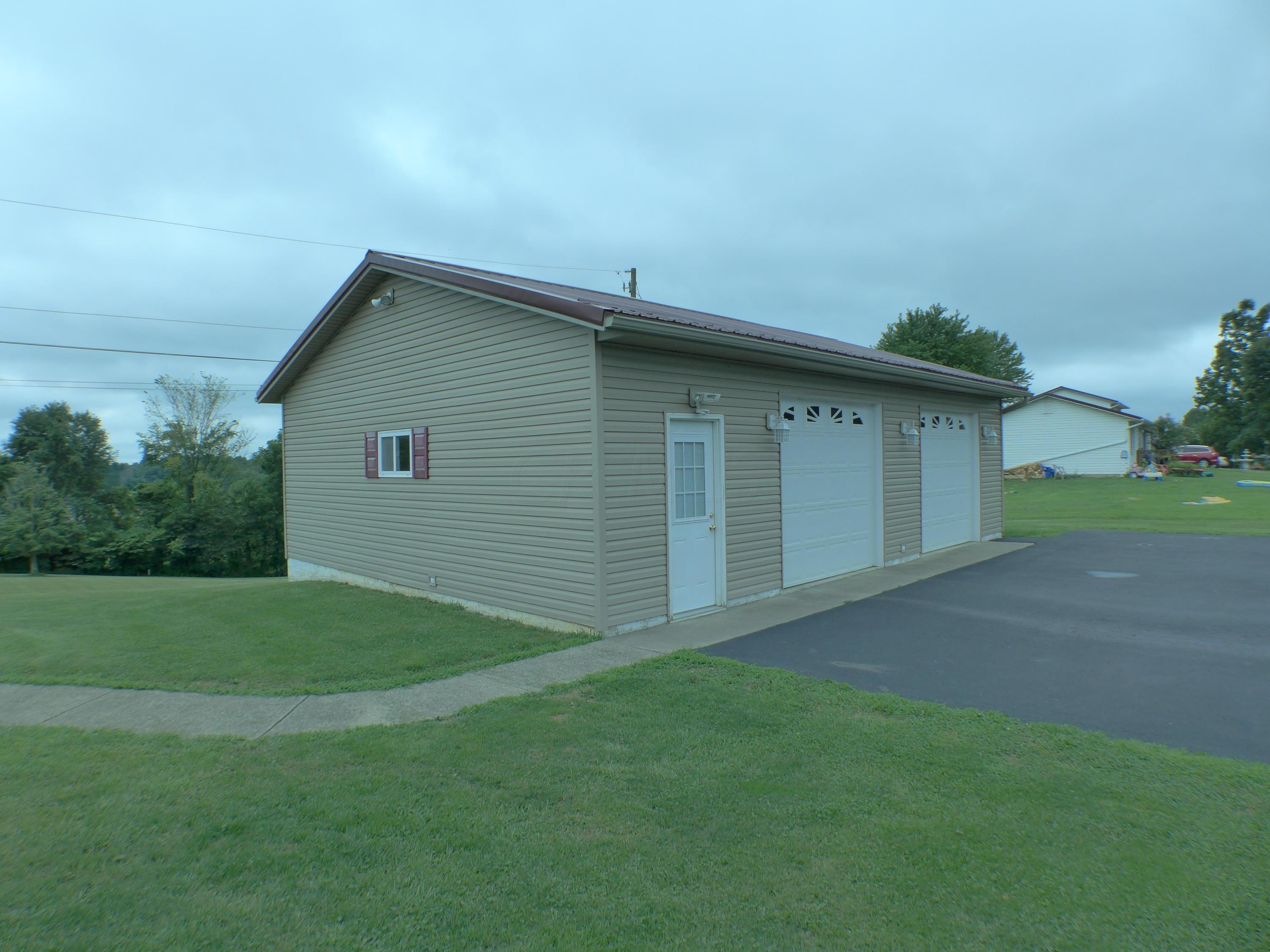 31555 Schrader Road Logan, OH 43138 - Photo 8 of 47 Gallery Image 8