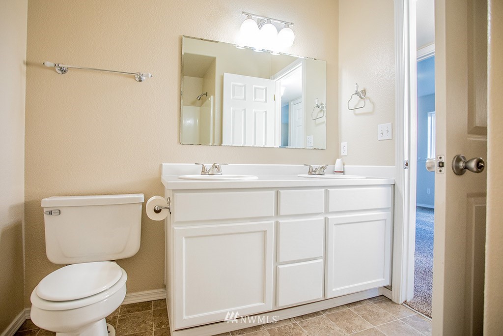7294 East Raintree Lane Port Orchard, WA 98366 - Photo 11 of 23