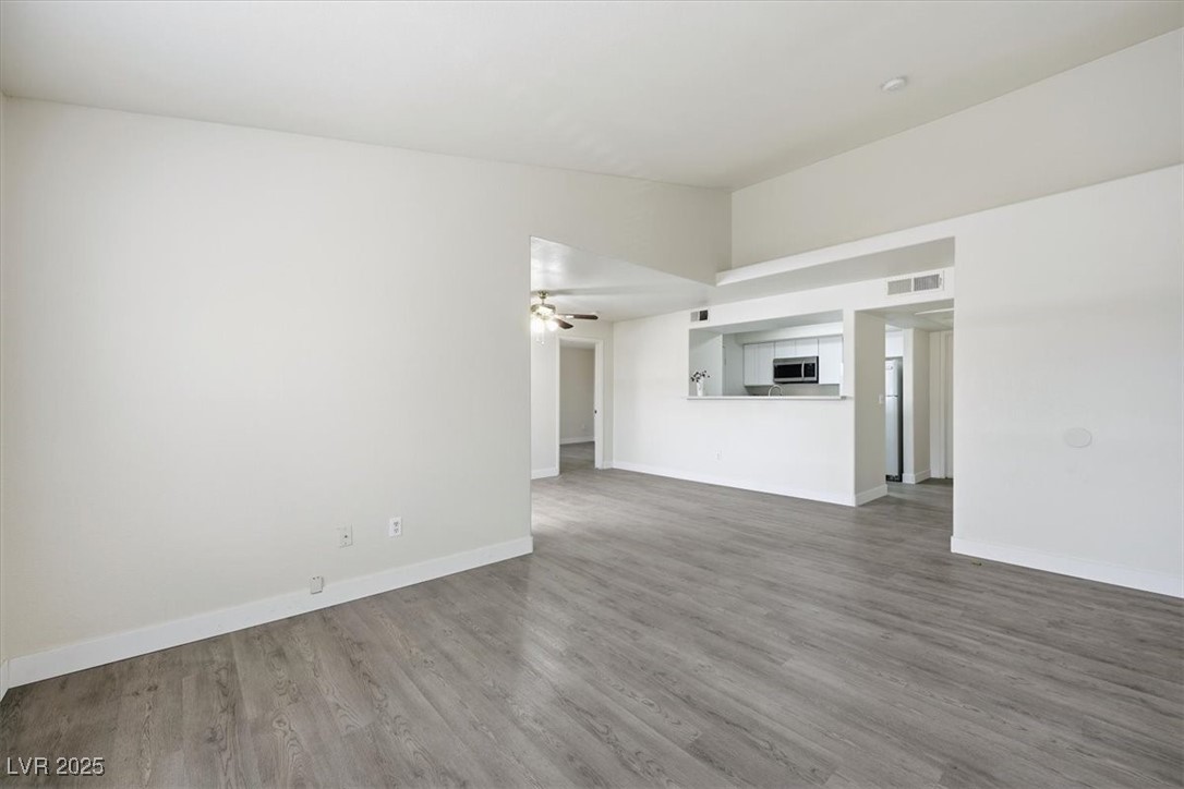 2300 East Silverado Ranch Boulevard, Unit 2135 Las Vegas, NV 89123 - Photo 12 of 32