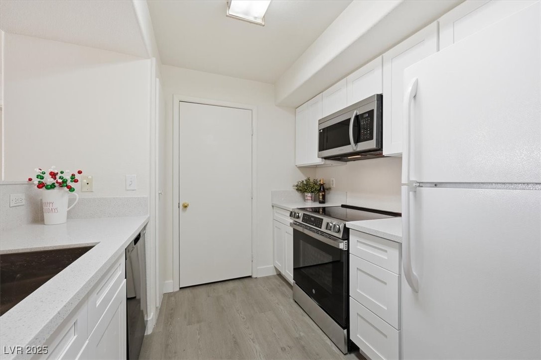 2300 East Silverado Ranch Boulevard, Unit 2135 Las Vegas, NV 89123 - Photo 16 of 32