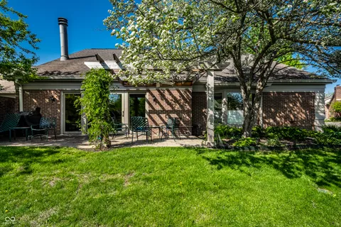$850,000 | 220 Olde Mill Cove, Indianapolis, IN 46260