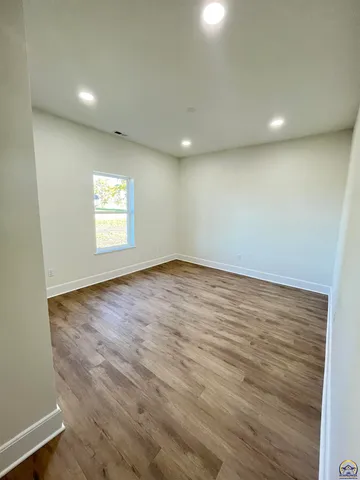 $279,900 | 206 Hickory Street, Americus, KS 66835