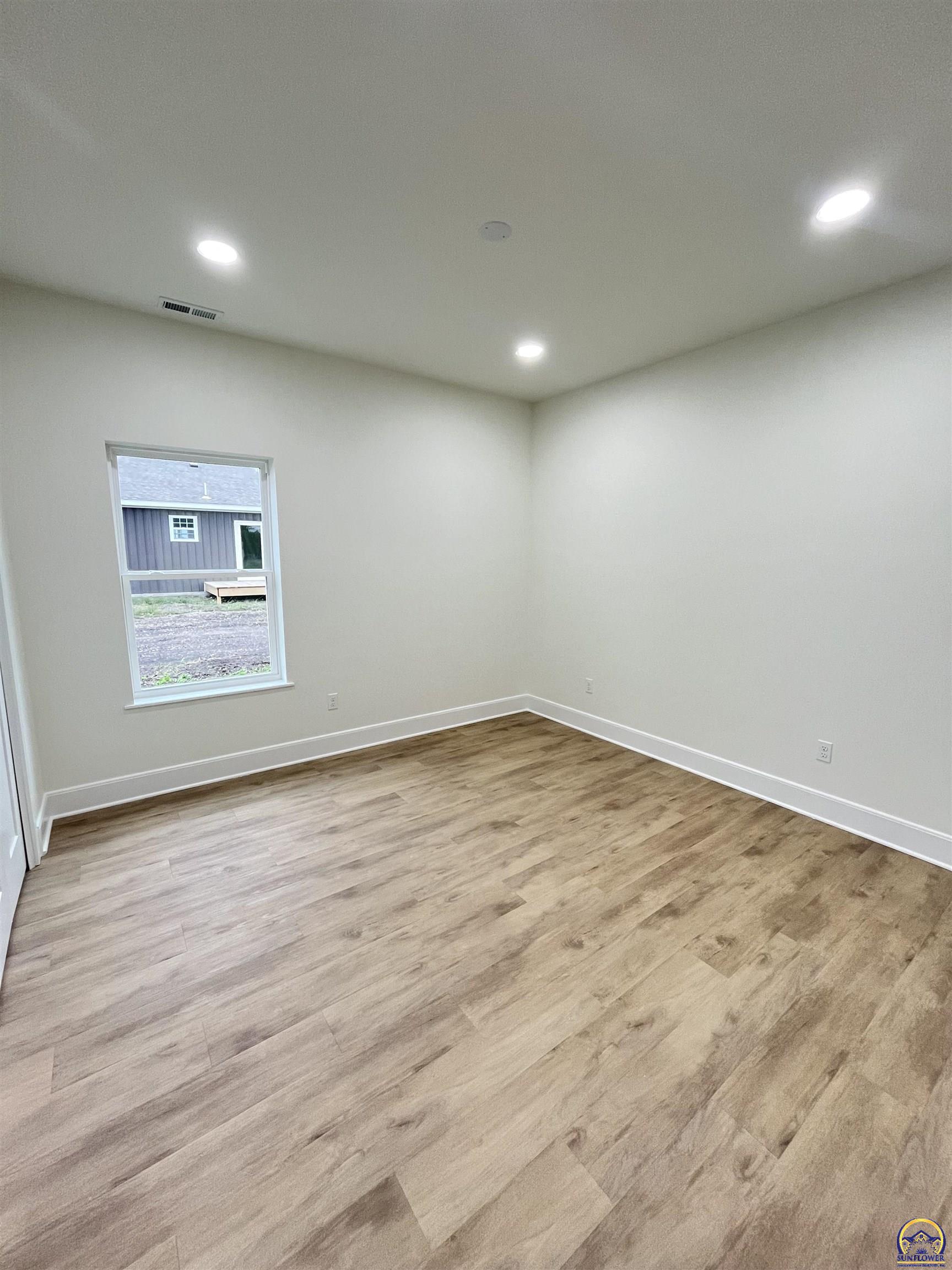 206 Hickory Street Americus, KS 66835 - Photo 19 of 36