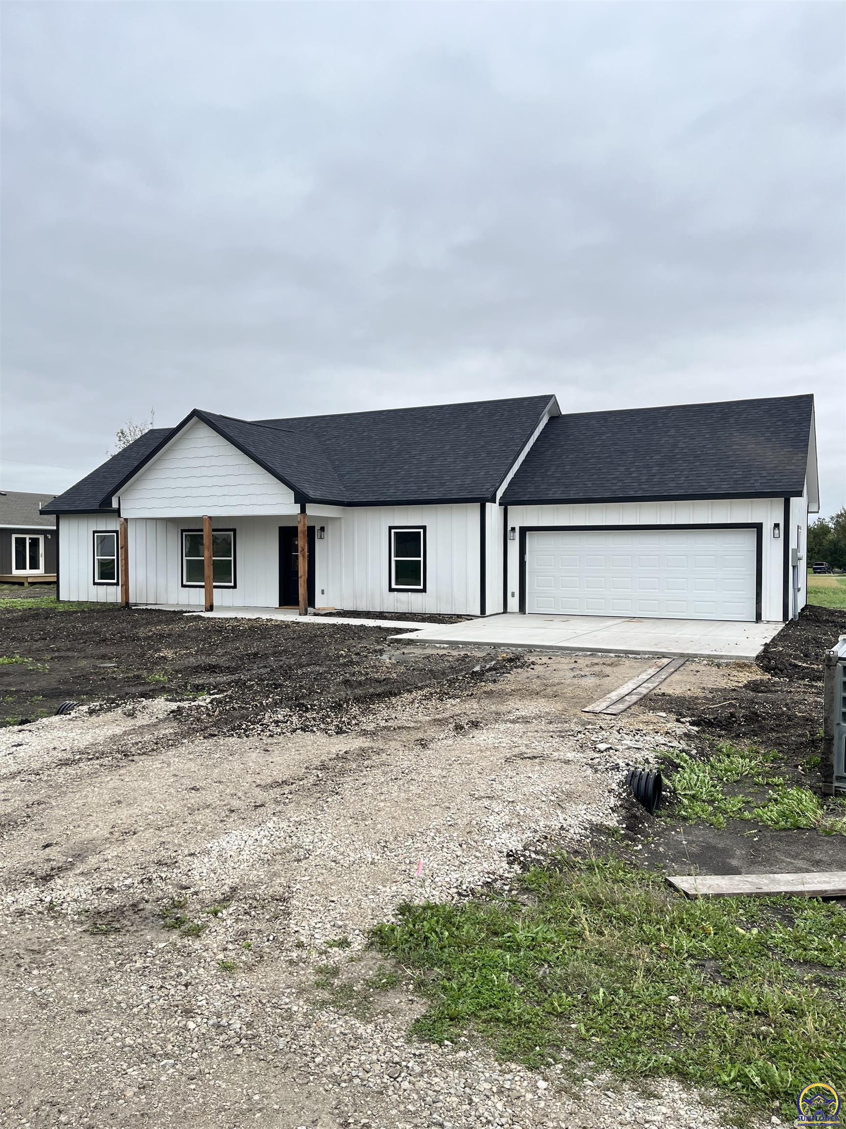 206 Hickory Street Americus, KS 66835 - Photo 6 of 36