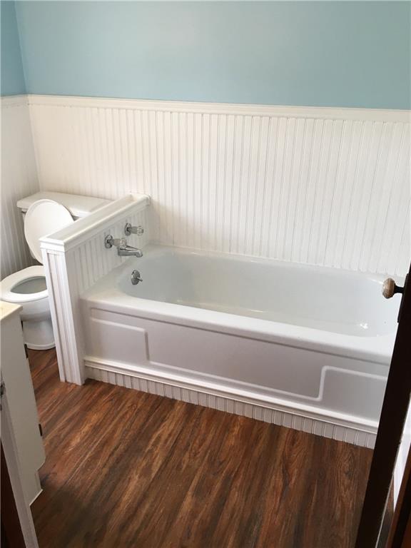 224 McConnell Road Mount Pleasant, PA 15666 - Photo 17 of 23 2nd Floor Bathroom
