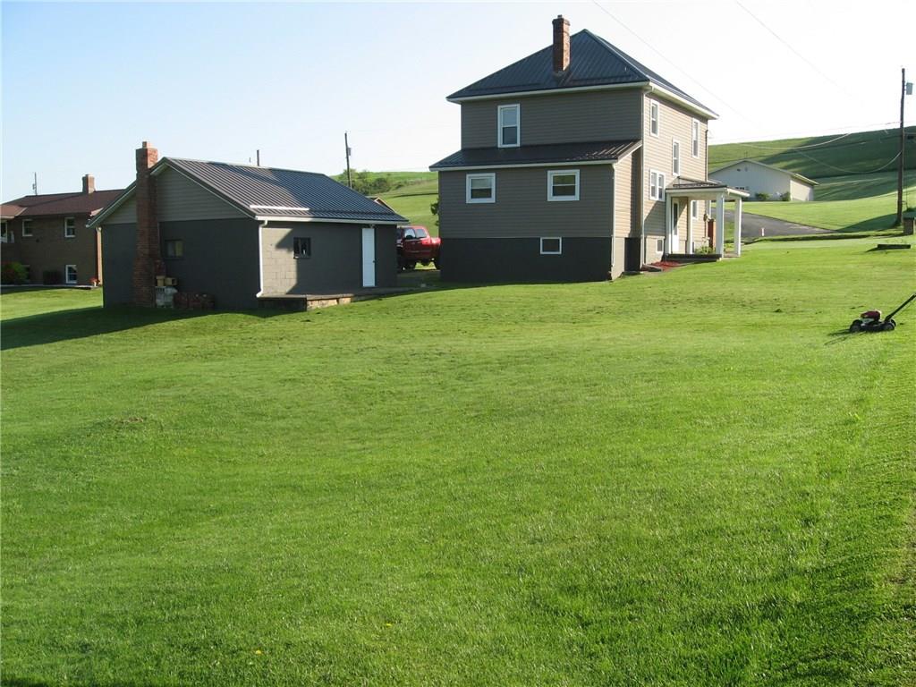 224 McConnell Road Mount Pleasant, PA 15666 - Photo 5 of 23