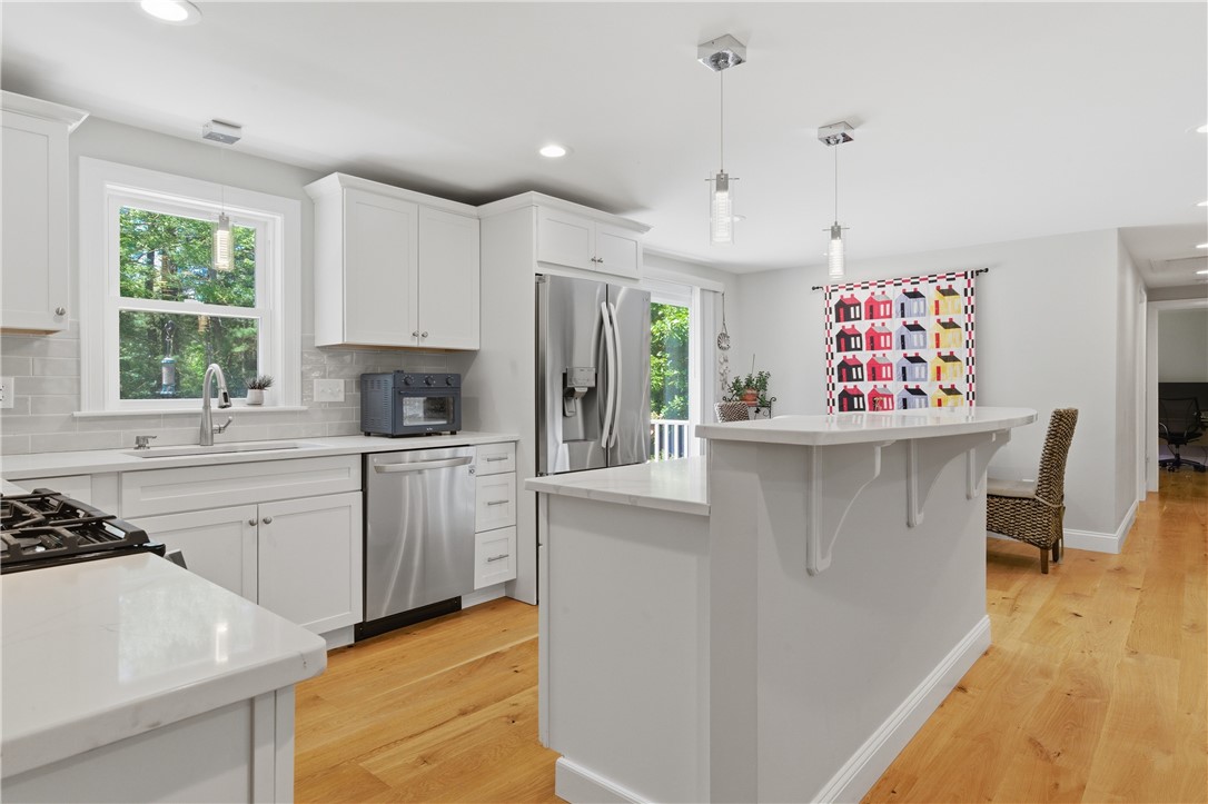 1864 Flat River Road Coventry, RI 02816 - Photo 14 of 47