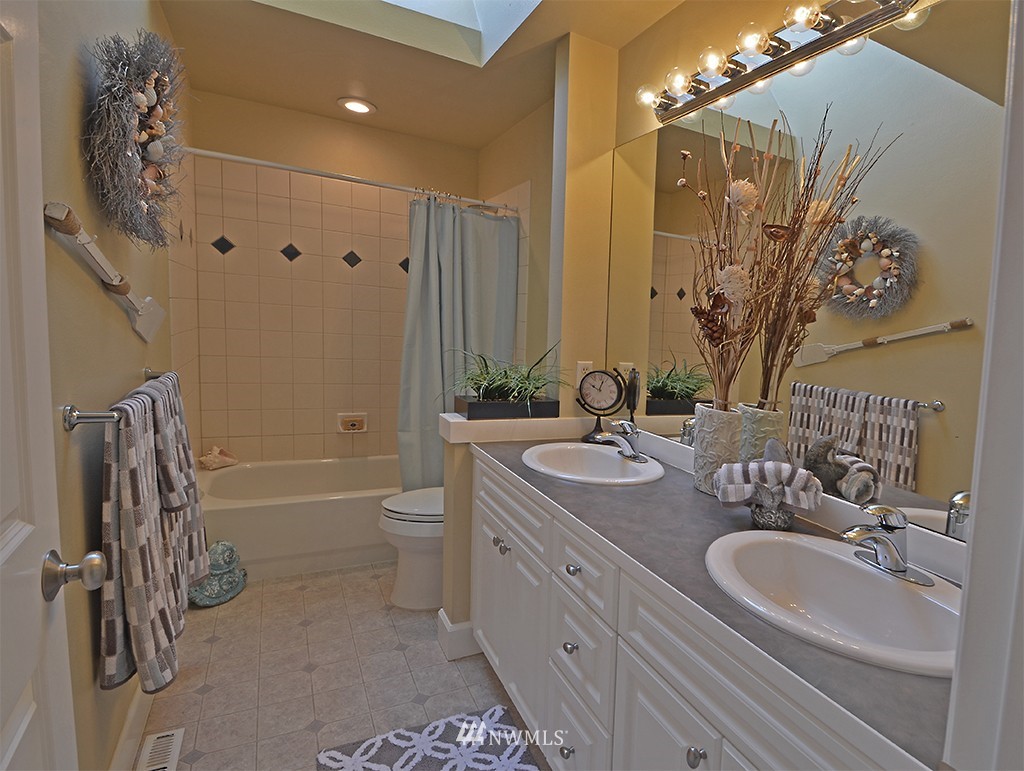 20912 35th Drive Southeast Bothell, WA 98021 - Photo 21 of 25