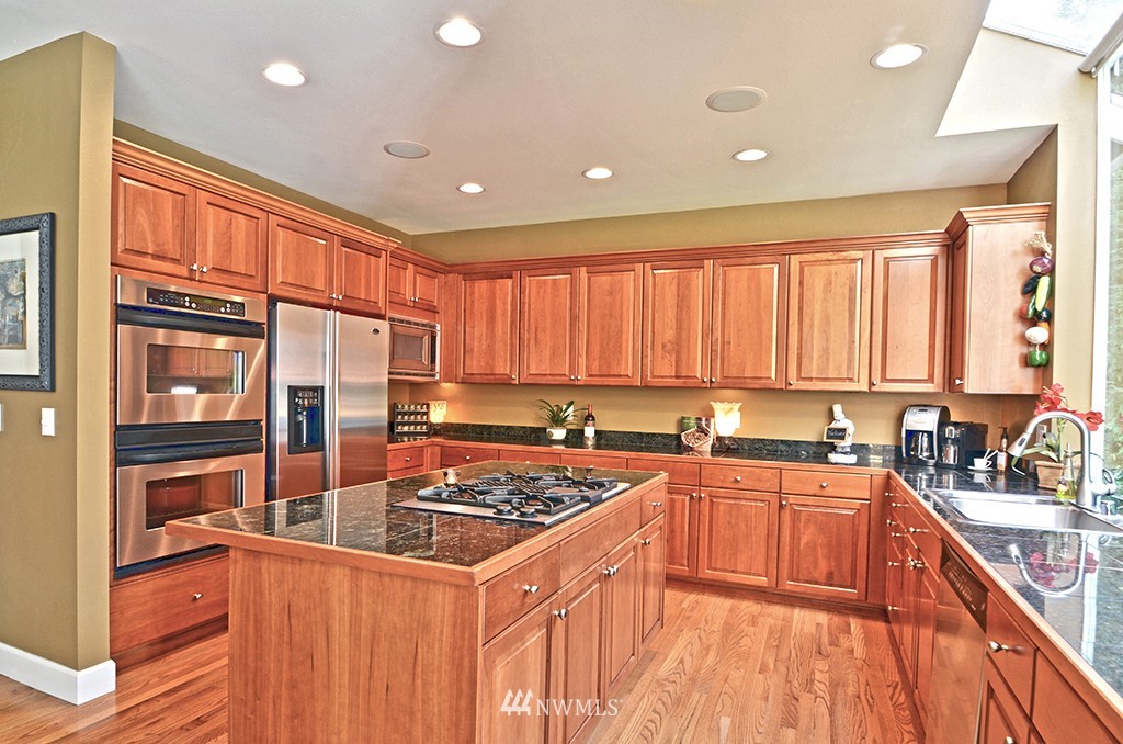 20912 35th Drive Southeast Bothell, WA 98021 - Photo 8 of 25