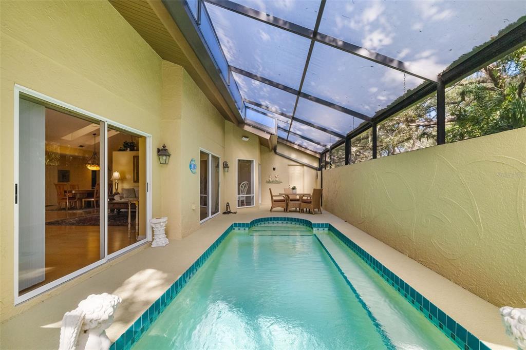 4480 Ascot Circle South Sarasota, FL 34235 - Photo 37 of 76