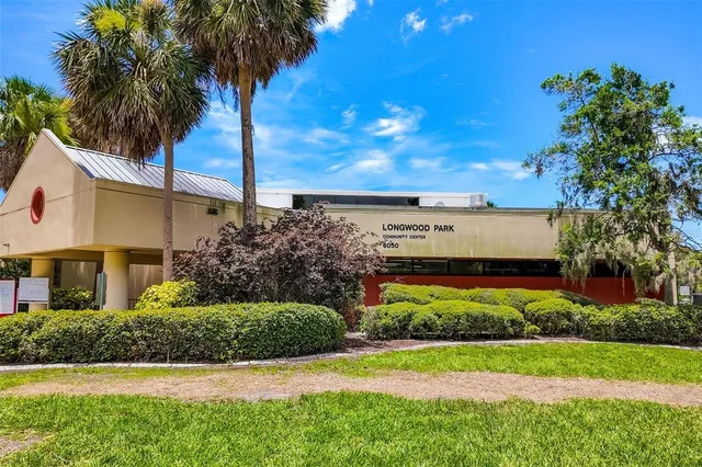 $600,000 | 4480 Ascot Circle South, Sarasota, FL 34235