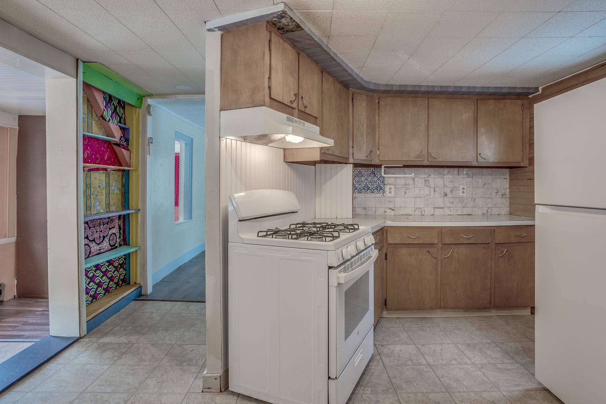 3 Grady Hill Road Goffstown, NH 03045 - Photo 4 of 25 Gallery Image 4