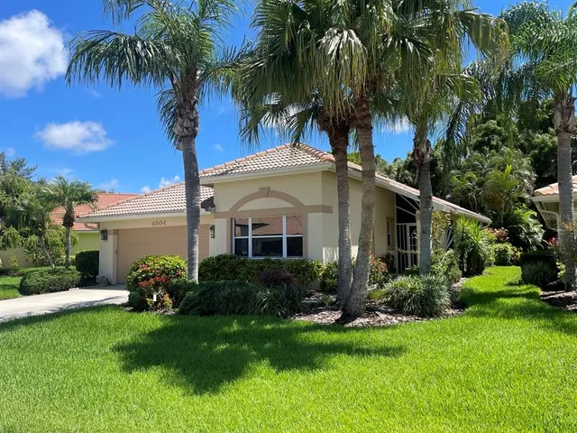 $2,299 | 4504 Deer Trail Boulevard, Sarasota, FL 34238