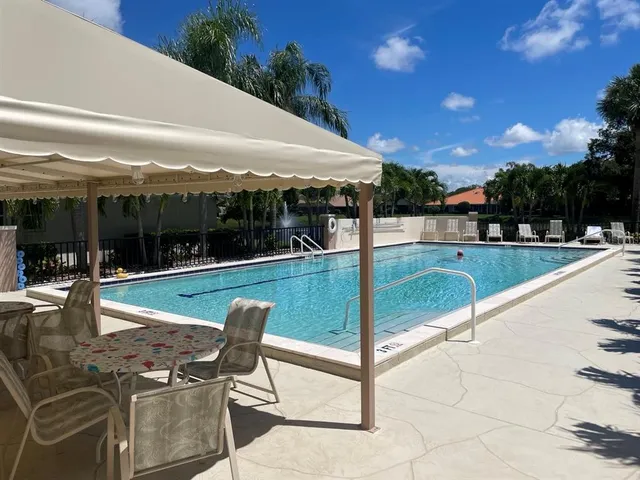 $2,299 | 4504 Deer Trail Boulevard, Sarasota, FL 34238