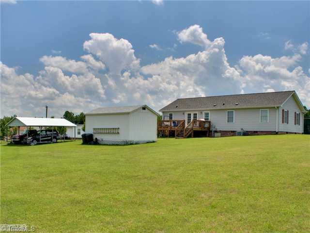 7653 Salem Chapel Road Walnut Cove, NC 27052 - Photo 14 of 16 Exterior Back.