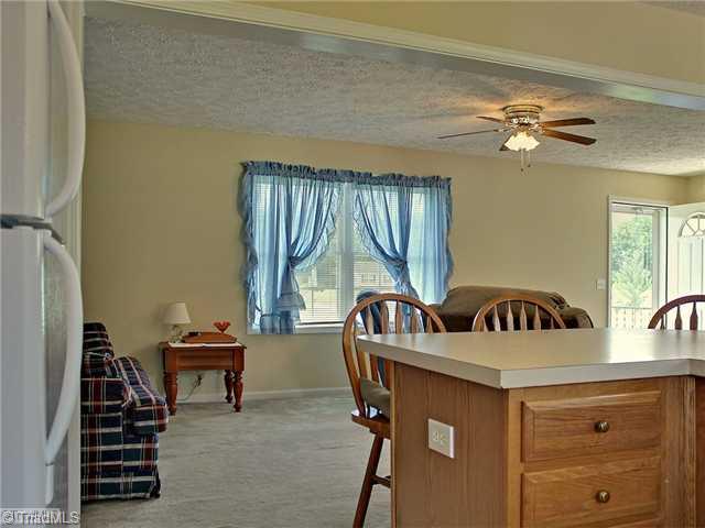 7653 Salem Chapel Road Walnut Cove, NC 27052 - Photo 5 of 16 Kitchen.
