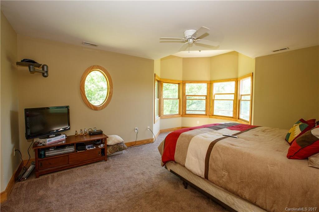 231 Pete Mann Road Brevard, NC 28712 - Photo 11 of 16 Gallery Image 11