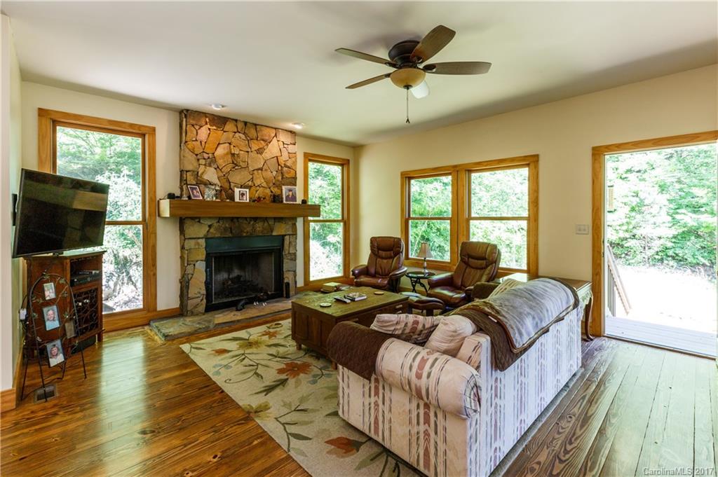 231 Pete Mann Road Brevard, NC 28712 - Photo 5 of 16 Gallery Image 5
