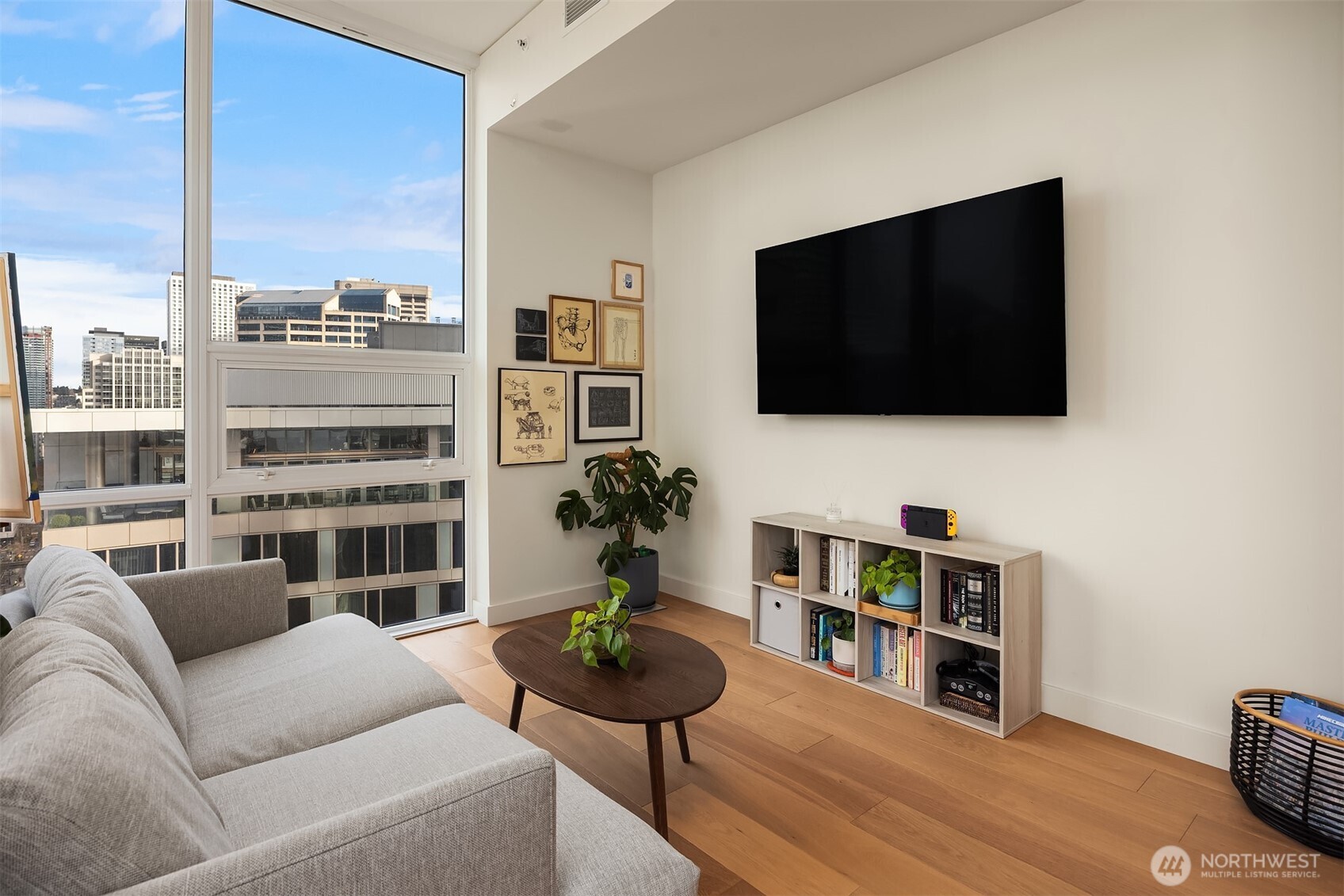 121 Stewart Street, Unit 1601 Seattle, WA 98101 - Photo 12 of 37