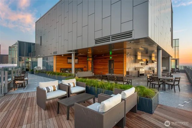 $699,000 | 121 Stewart Street, Unit 1601, Seattle, WA 98101