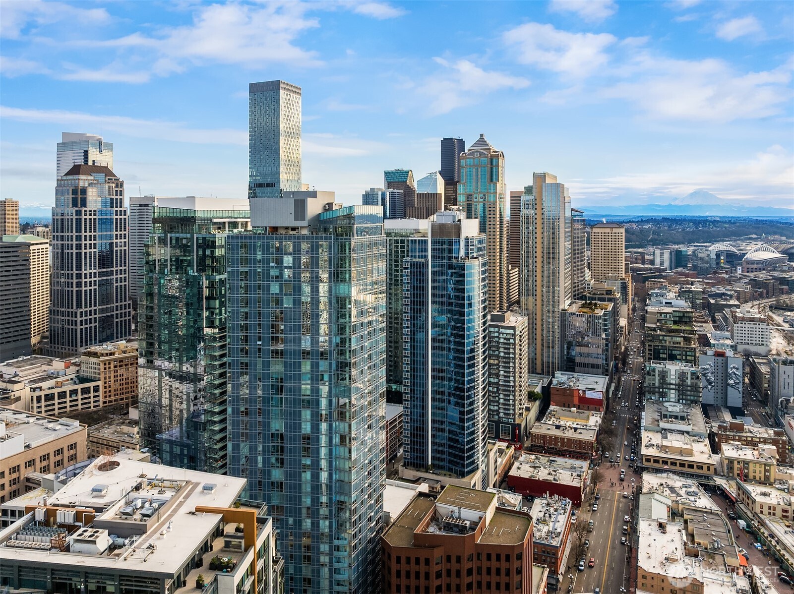 121 Stewart Street, Unit 1601 Seattle, WA 98101 - Photo 33 of 37