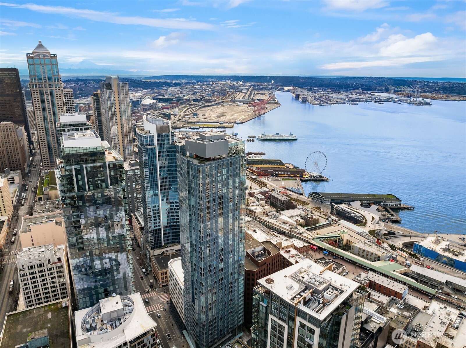 121 Stewart Street, Unit 1601 Seattle, WA 98101 - Photo 35 of 37