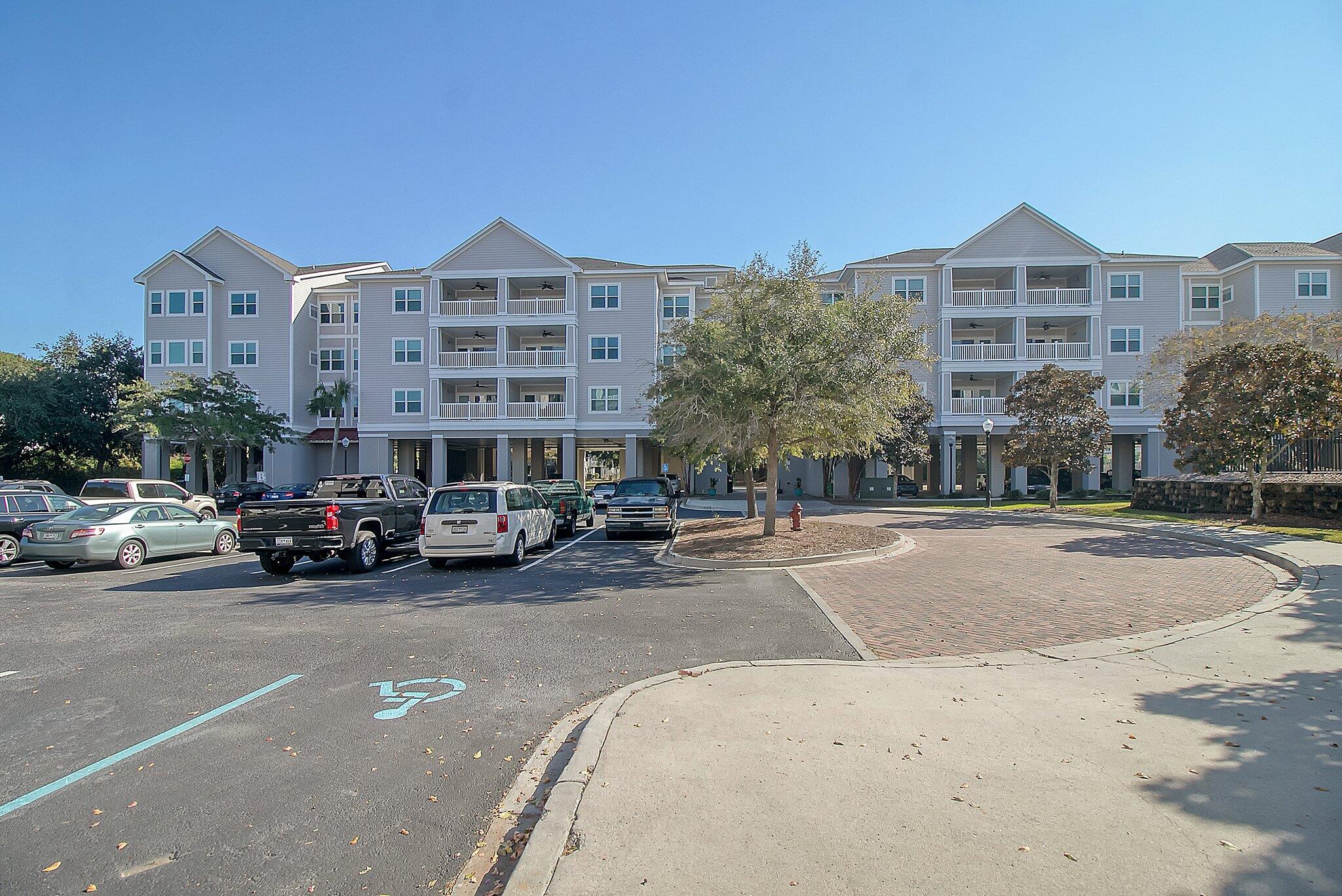 1984 Folly Road, Unit B309 Charleston, SC 29412 - Photo 11 of 34 26-web-or-mls-CREM_1984 Folly Rd_026