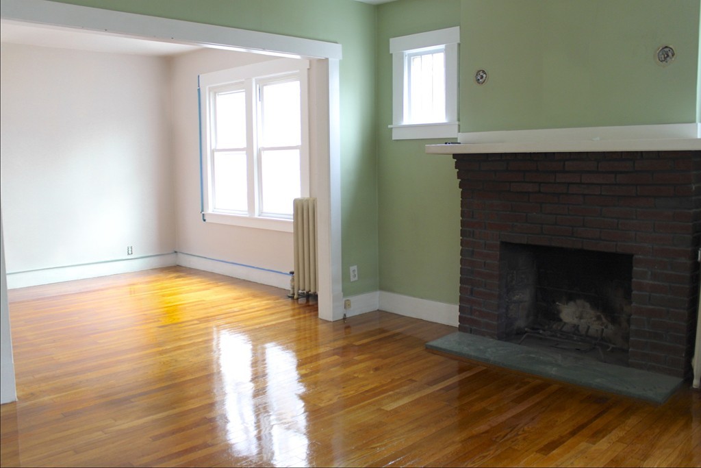 70 Mansfield Street Springfield, MA 01108 - Photo 4 of 26 Gallery Image 4