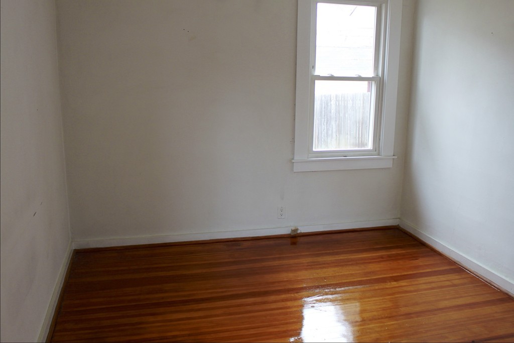 70 Mansfield Street Springfield, MA 01108 - Photo 6 of 26 Gallery Image 6