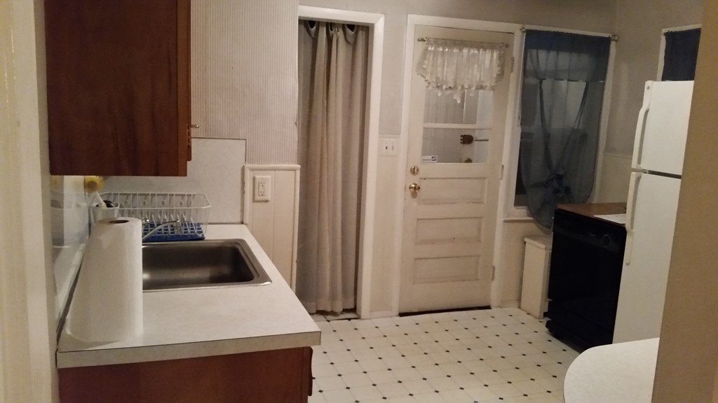 70 Mansfield Street Springfield, MA 01108 - Photo 9 of 26 Gallery Image 9