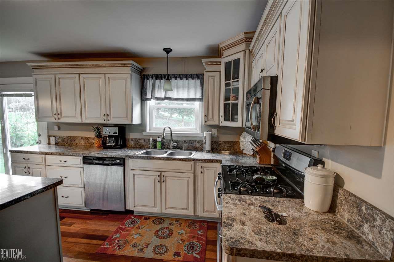 7751 South Eston Road Clarkston, MI 48348 - Photo 10 of 38 31299546-9.JPG