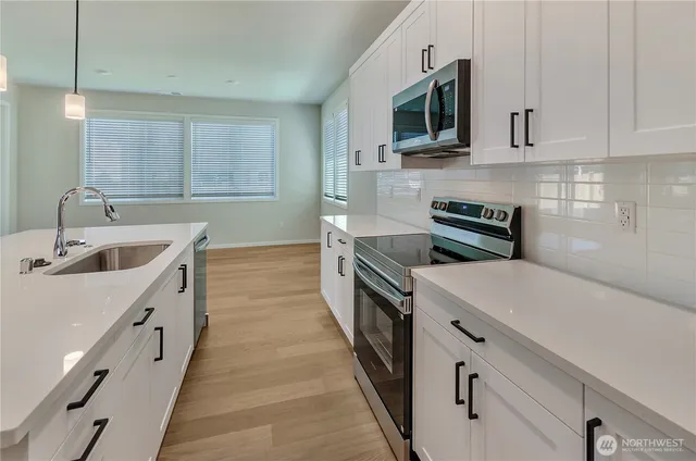 $673,300 | 18219 37 Avenue East, Tacoma, WA 98446