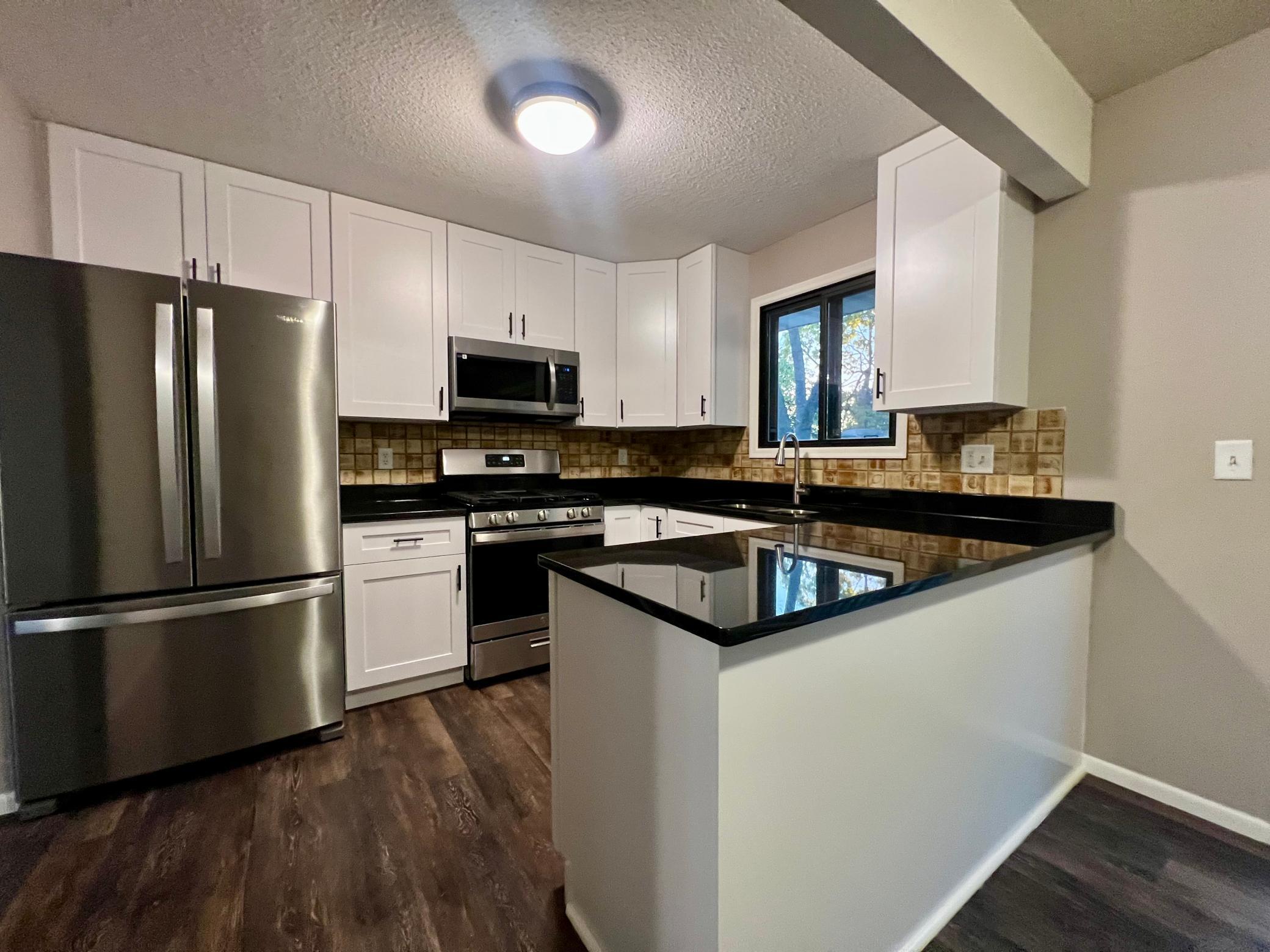 5447 North 4th Street Brooklyn Center, MN 55430 - Photo 3 of 21