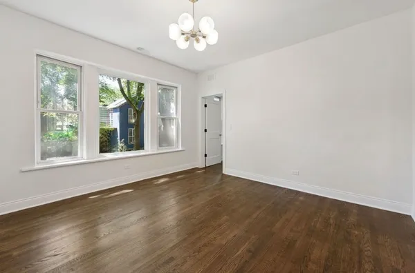 $3,200 | 1340 West Hollywood Avenue, Unit 1, Chicago, IL 60660