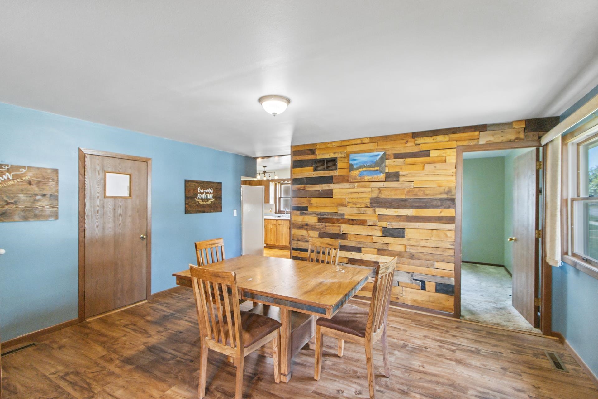 528 4th Street Baraboo, WI 53913 - Photo 14 of 29