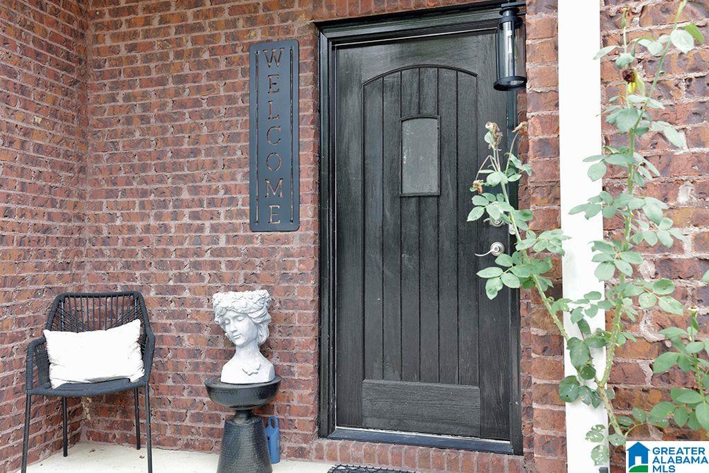 2300 Ridgemont Drive Birmingham, AL 35244 - Photo 2 of 22