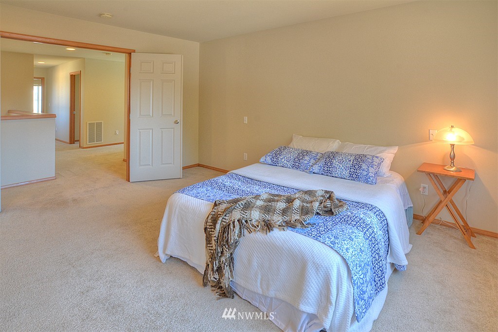 181 Nile Place Northeast Renton, WA 98059 - Photo 12 of 19