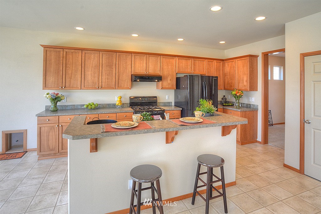 181 Nile Place Northeast Renton, WA 98059 - Photo 5 of 19