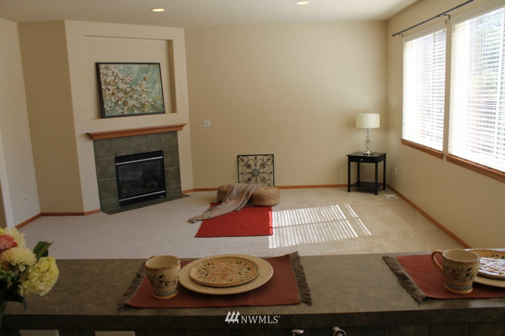 181 Nile Place Northeast Renton, WA 98059 - Photo 6 of 19