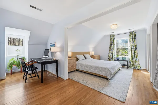 $1,195,000 | 2404 Pine Garth Run, Charlottesville, VA 22901