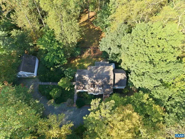 $1,195,000 | 2404 Pine Garth Run, Charlottesville, VA 22901