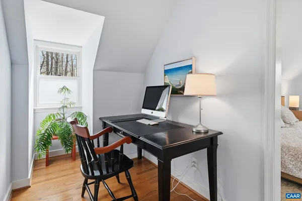 $1,195,000 | 2404 Pine Garth Run, Charlottesville, VA 22901